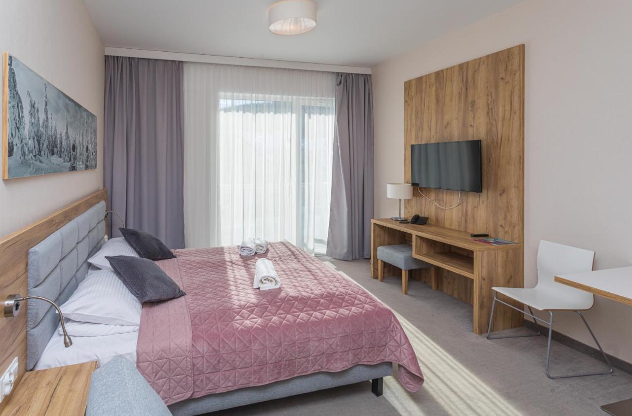 Aparthotel Apartamenty Czarna Gora 310 Sienna  Bagian luar foto
